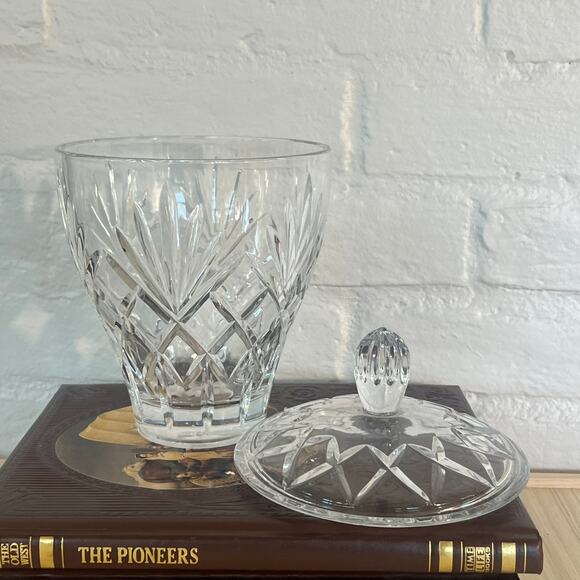 Vintage Crystal Candy Dish with Lid | Elegant Cut Glass Jar - Picture 3 of 5